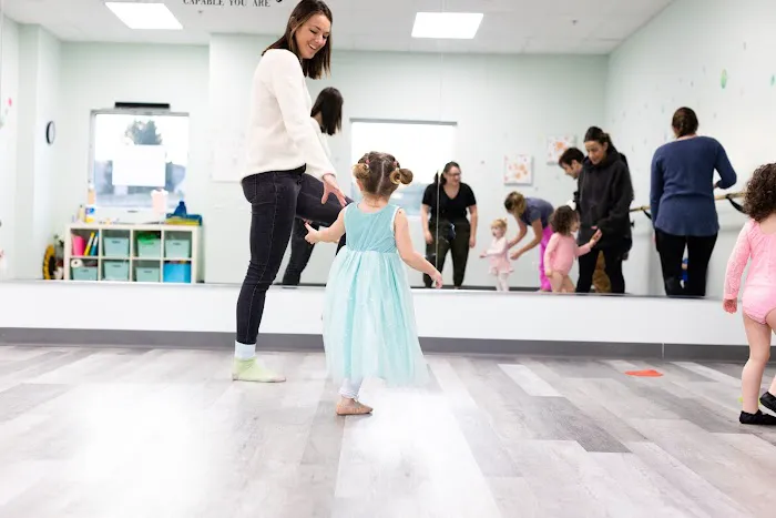 Petite Pas Ballet School Picture 3