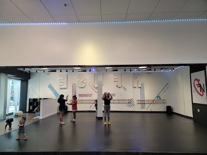 NFuse Dance Picture 4