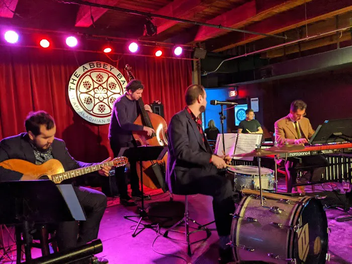 The Rhythm Lounge (formerly Lindy Central) Picture 4