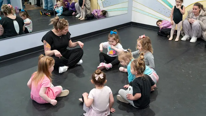 Emerge Dance Co. Picture 9