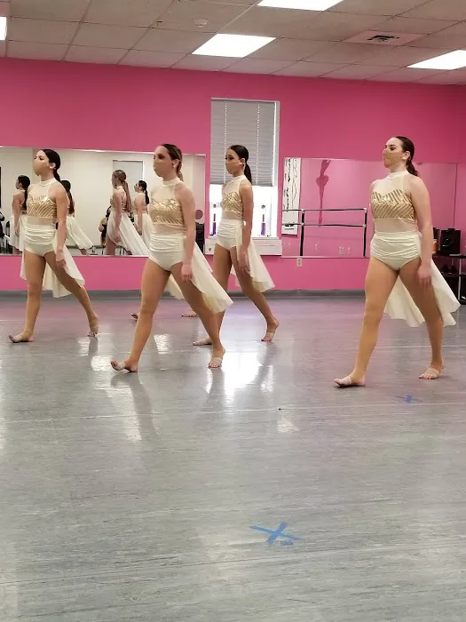 Turning Pointe Dance Center Picture 1