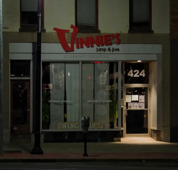 Vinnie's Jump and Jive Picture 6