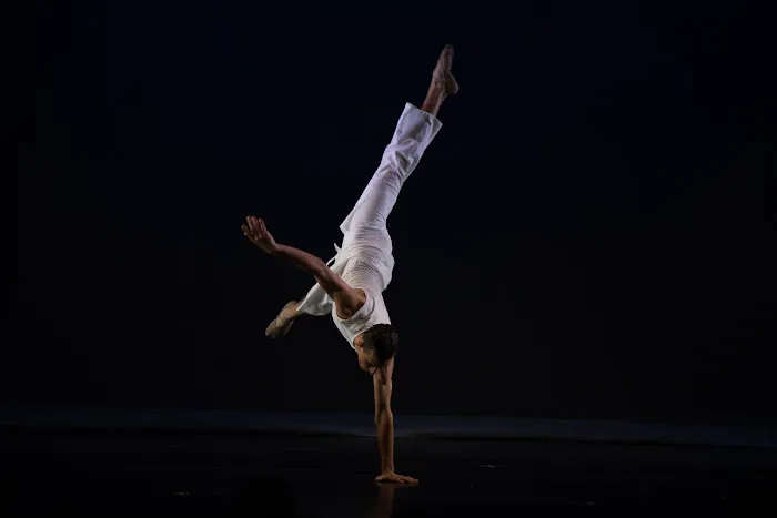 Ekklesia Contemporary Ballet Picture 1