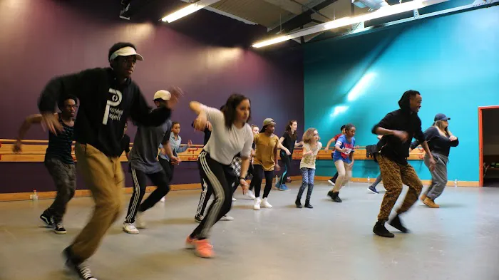 STUDIO 860 Picture 5