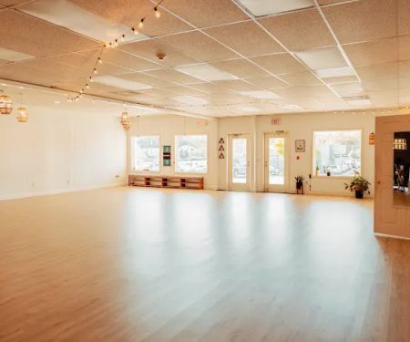 Nutmeg’s Dance & Theatre Co.