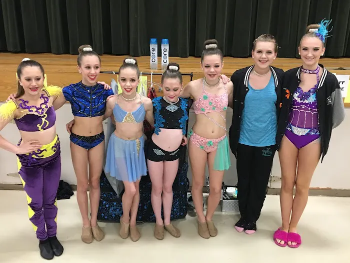 X Squad Dancers Picture 6