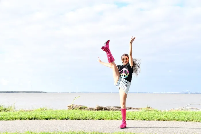 Stage Stars Dance and Acro Picture 6
