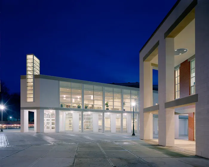 Greater Hartford Academy of the Arts Half Day Picture 7