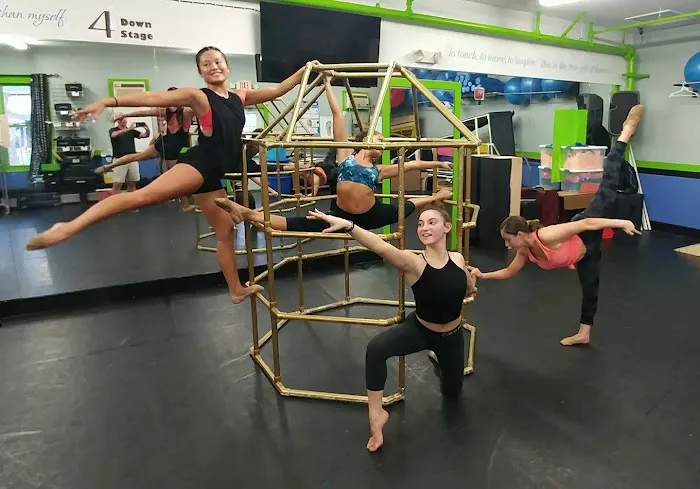 LHQ Danceforce & Wellness Studio Picture 10