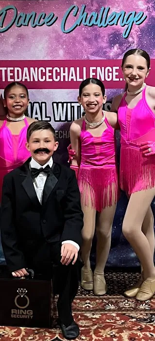 Theater Dance Studio Picture 2