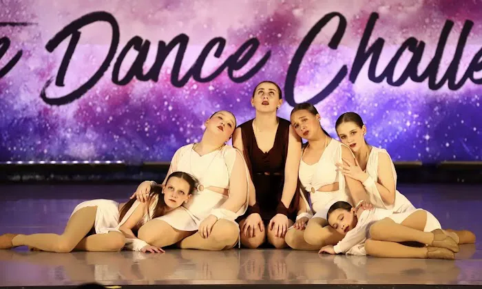Theater Dance Studio Picture 3