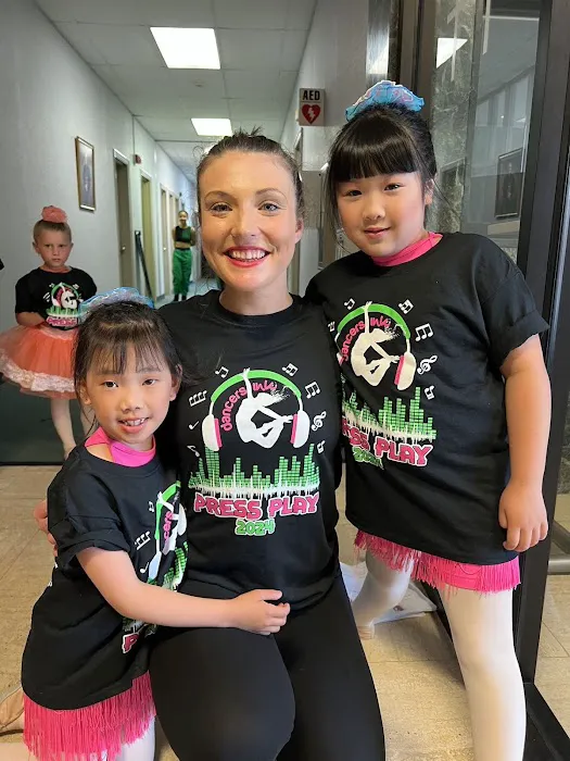 Dancers Ink LLC Picture 1