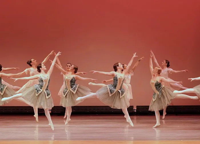 En Pointe Studio Picture 2
