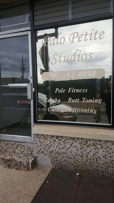 Palo Petite Studios Picture 1
