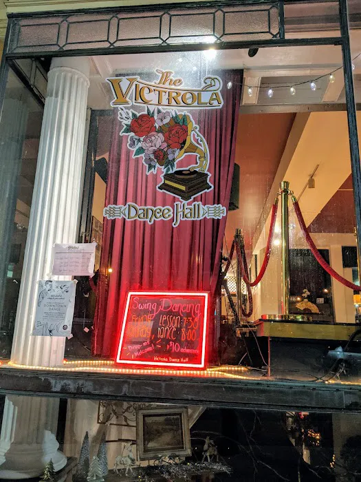 The Victrola Dance Hall Picture 8