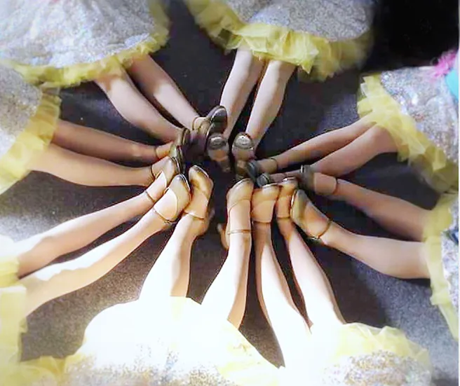 Victoria's Dance Stars Picture 6