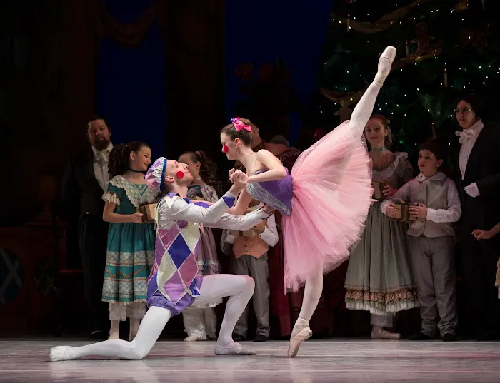 Pioneer Valley Ballet Picture 6