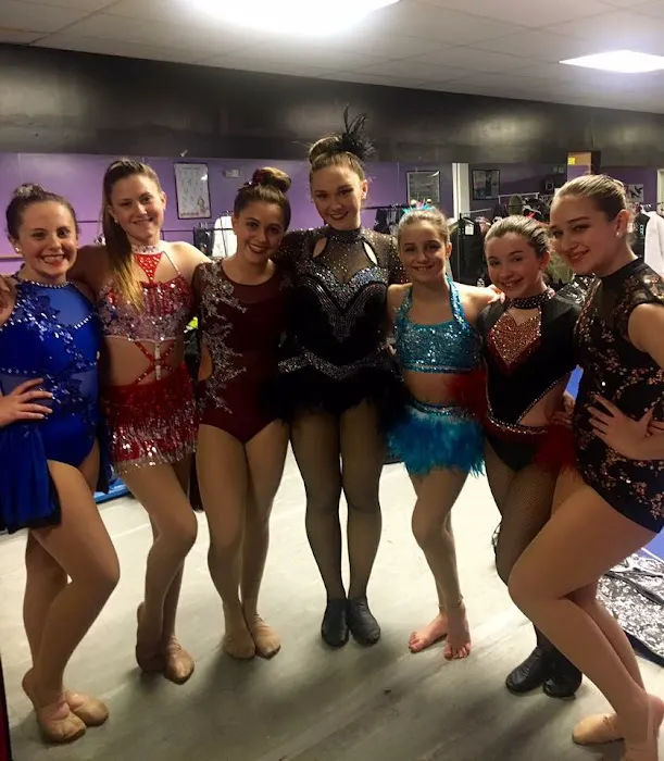 Dance Force Picture 4