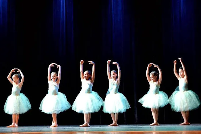 All the Right Moves Dance Center Picture 2