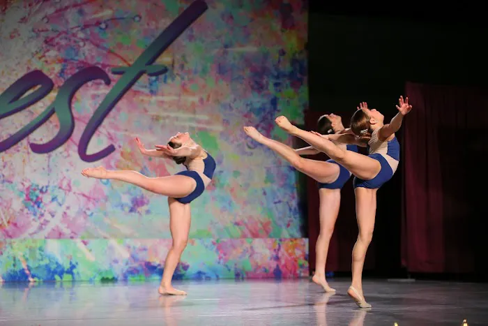 Dance Expressions Picture 4