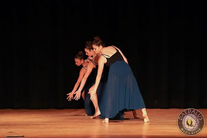 Dance Expressions Picture 8