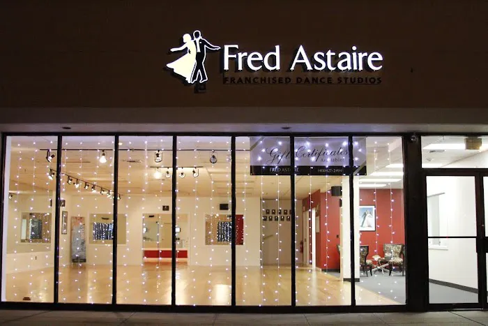 Fred Astaire Dance Studios Picture 2