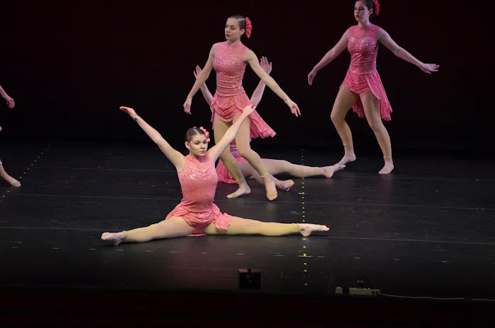 To The Pointe of Performing Arts Picture 8