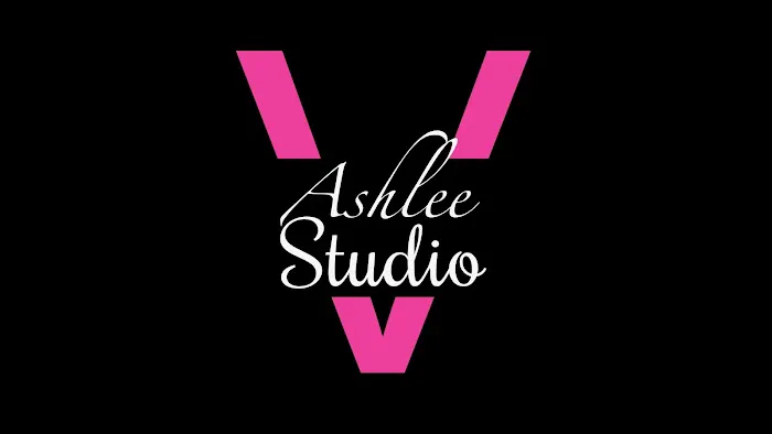 Ashlee V Studio LLC Picture 7