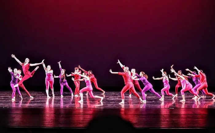 E-Street Dance Academy Picture 2