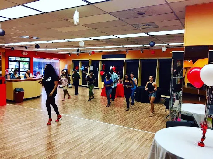 Dance & Artistic Expressions Studio Picture 2
