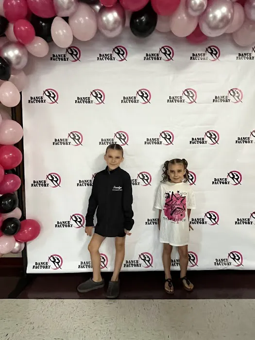 Dance Factory Picture 8
