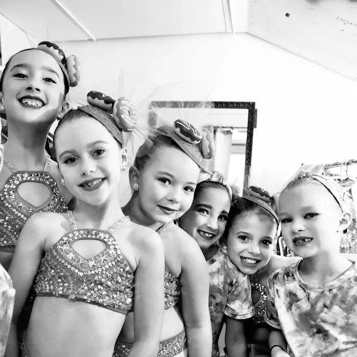 Taylor Studios Dance & Performing Arts Picture 3
