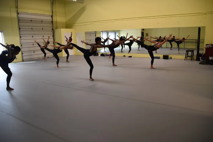 Dance Expressions Picture 4