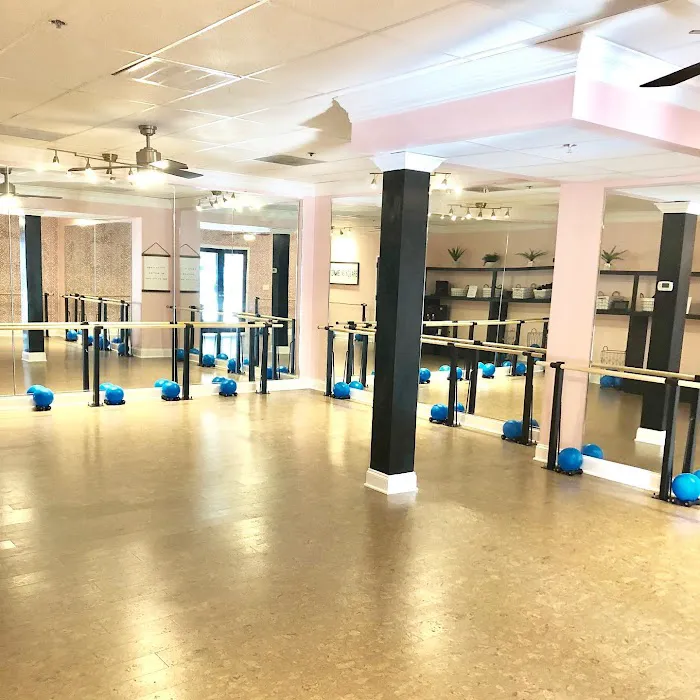 Barre Forward - Barre Studio in Annapolis/Severna Park area Picture 3