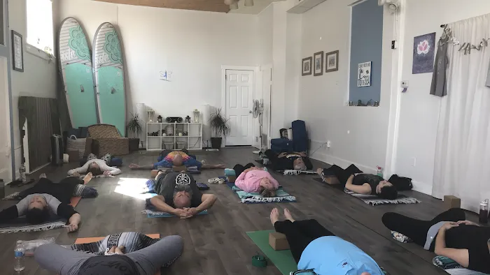 BeachBee Yoga, Dance, and SUP Picture 10