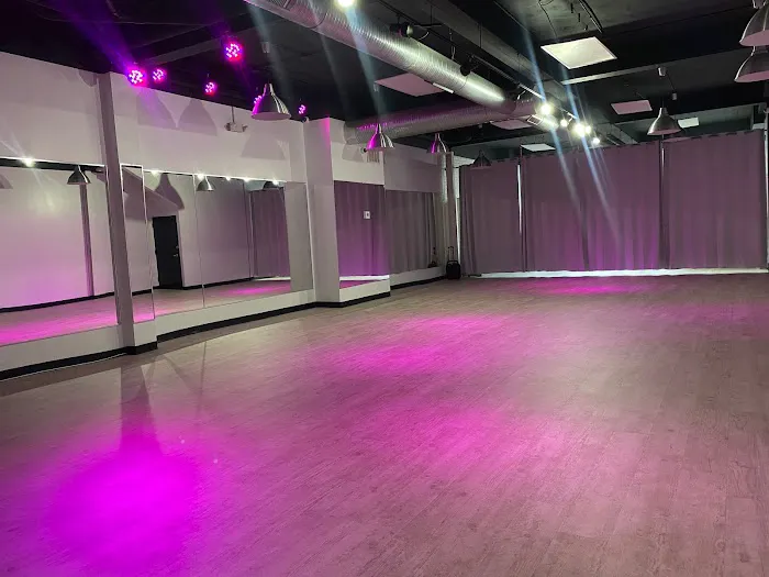 Pearl Empire (Home of 13:46 Dance Ensemble) Picture 1