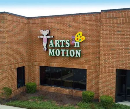 Arts 'n Motion LLC