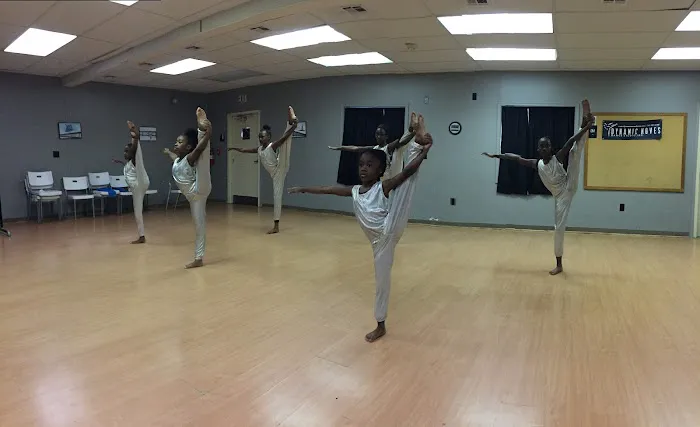Dancing For His Glory Studio & Company Picture 5