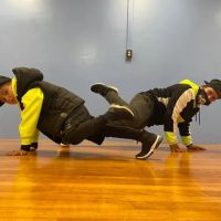 Me2Twinz Dance Studio ico