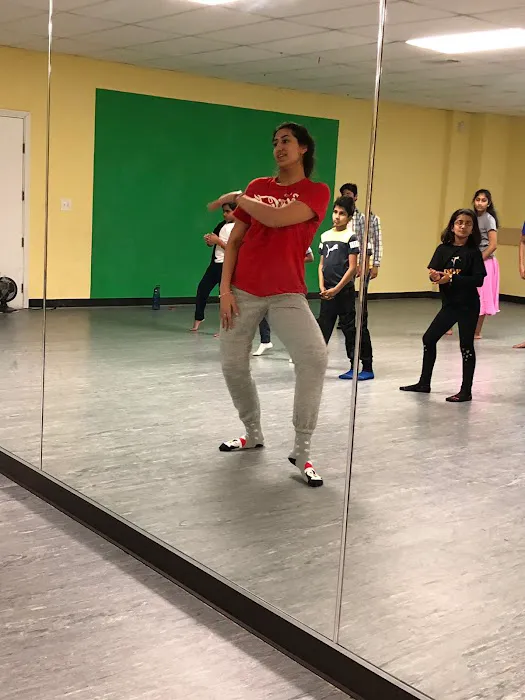 Yuva Dance Academy Picture 10