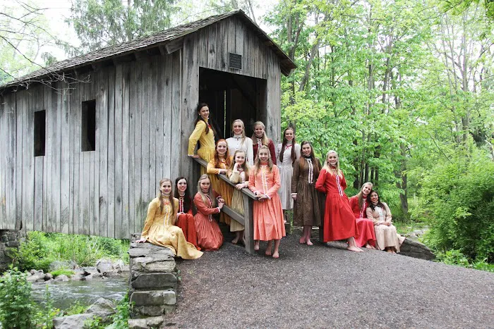 Centre Dance Picture 8