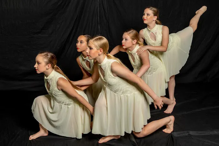 MindBodyArt School of Dance Picture 5