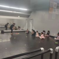 MK Dance Center ico