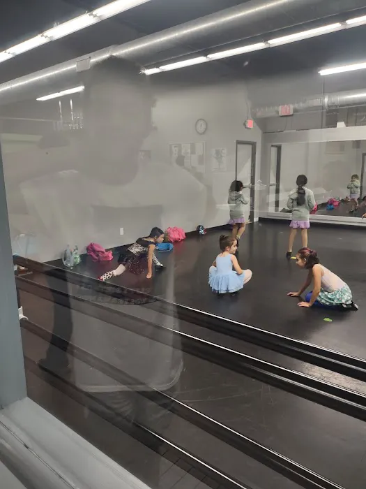 MK Dance Center Picture 2