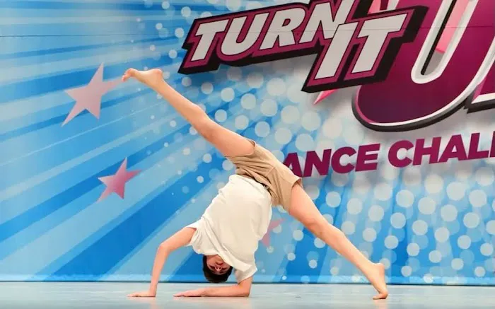 Backstage Dance Academy Picture 2