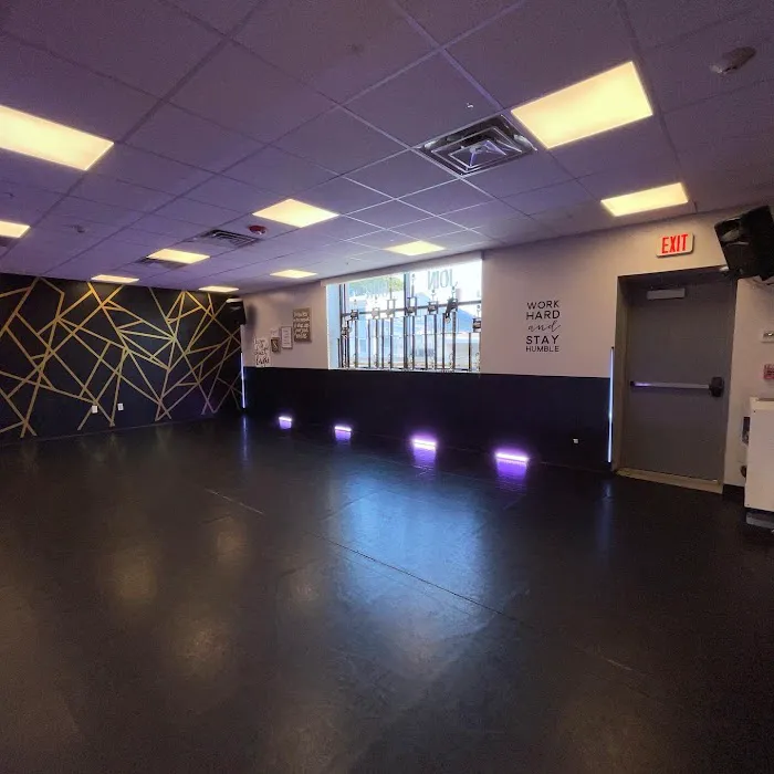 Stagelights Picture 6
