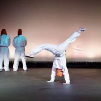 Momentum Dance Theatre ico