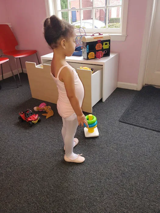 Tiny Dancers Picture 5