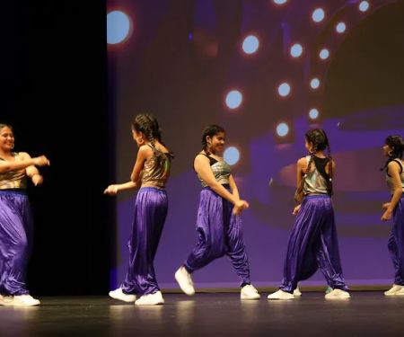 BEND IT LIKE BOLLYWOOD DANCE CO.