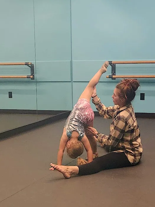 BCV Dance Center (Formerly Ballet With Cindee Velle) Picture 4